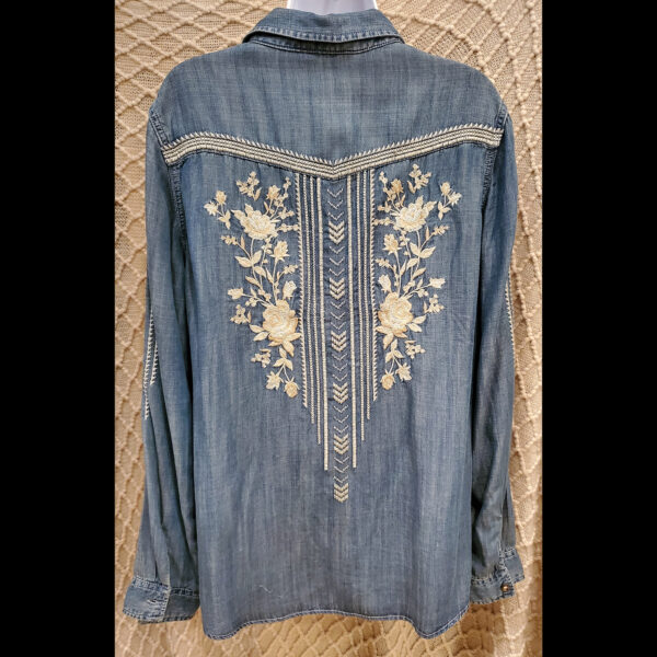 Driftwood Blue Embroidered Shirt – Owned by Donna Fargo (SOLD) - Image 2